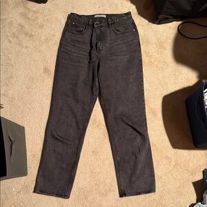 Abercrombie & Fitch 90’s Straight Ultra High Rise Jeans in Faded Black